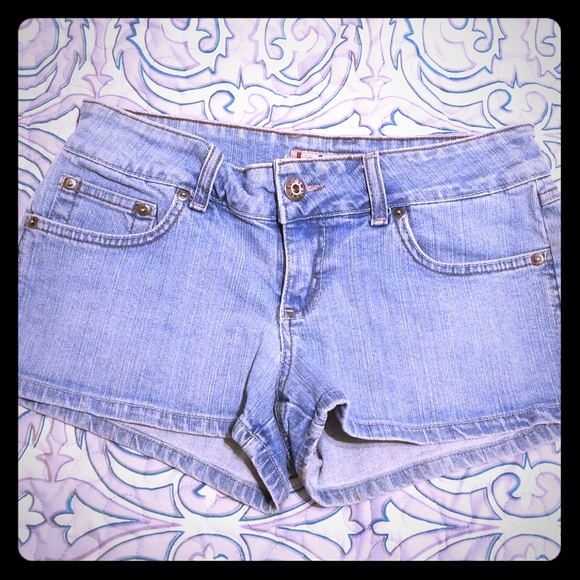 LEI DENIM SHORTS - Picture 1 of 3